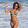 Bruna Tuna en plein shooting pour la marque 138 Water à Malibu. Le 1er novembre 2015.