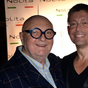 Jacques Sanchez et Jean-Pierre Coffe - Photocall pour le lancement du livre "Les bonnes chansons ne meurent jamais" de J. Sanchez au NoLita à Paris, le 4 novembre 2015. © Veeren/Bestimage