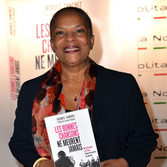 Christiane Taubira - Photocall pour le lancement du livre "Les bonnes chansons ne meurent jamais" de J. Sanchez au NoLita à Paris, le 4 novembre 2015. © Veeren/Bestimage