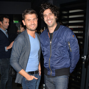 Christophe Beaugrand et Max Boublil - Cocktail pour le lancement du livre "Les bonnes chansons ne meurent jamais" de J. Sanchez au NoLita à Paris, le 4 novembre 2015. © Veeren/Bestimage