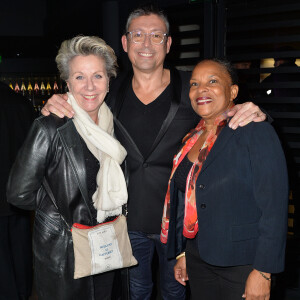 Françoise Laborde, Jacques Sanchez et Christiane Taubira - Cocktail pour le lancement du livre "Les bonnes chansons ne meurent jamais" de J. Sanchez au NoLita à Paris, le 4 novembre 2015. © Veeren/Bestimage