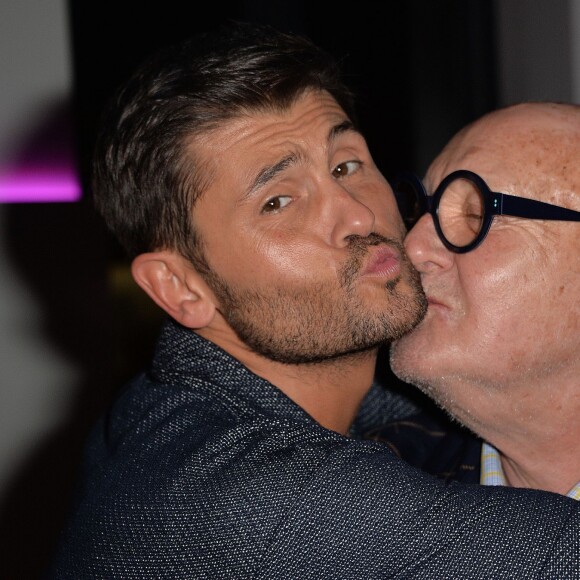 Christophe Beaugrand et Jean-Pierre Coffe - Cocktail pour le lancement du livre "Les bonnes chansons ne meurent jamais" de J. Sanchez au NoLita à Paris, le 4 novembre 2015. © Veeren/Bestimage