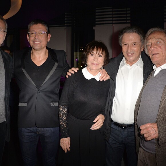 Laurent Ruquier, Jacques Sanchez, Danièle Evenou, Michel Drucker, Philippe Tesson - Cocktail pour le lancement du livre "Les bonnes chansons ne meurent jamais" de J. Sanchez au NoLita à Paris, le 4 novembre 2015. © Veeren/Bestimage