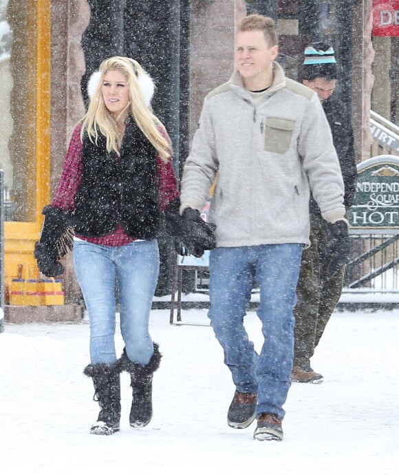 Heidi Montag et son mari Spencer Pratt se promènent à Aspen, le 28 décembre 2014. H