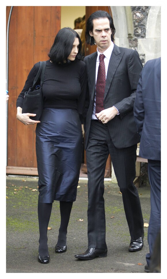 Nick Cave et sa femme Susie au bureau du coroner pour connaître les circonstances du décès de leur fils Arthur à Brighton le 9 novembre 2015.