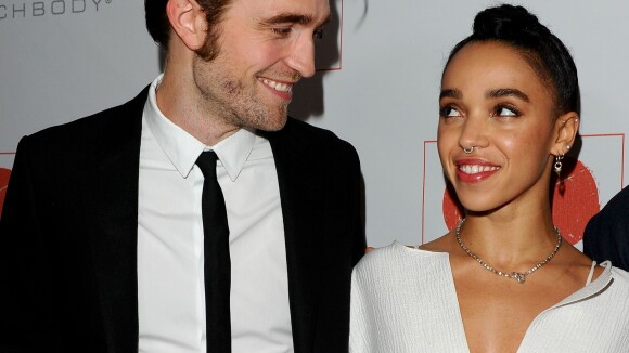 Robert Pattinson et FKA twigs, amoureux complices et radieux