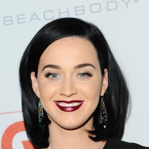 Katy Perry lors du Go Campaign Gala à Los Angeles, le 12 novembre 2015.