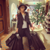 Paris Hilton fait les boutiques / photo postée sur le compte Instagram de l'héritière américaine.