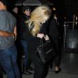 Exclusif - Avril Lavigne est allée diner au restaurant Pump avec son nouveau compagnon Ryan Cabrera à West Hollywood, le 13 novembre 2015