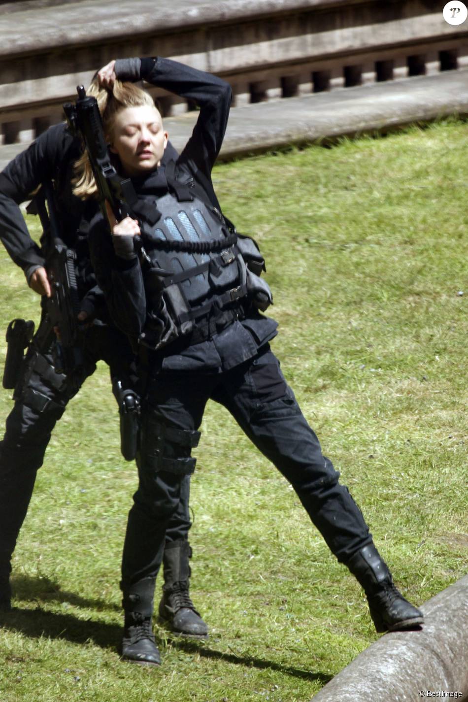 Natalie Dormer Tournage Du Film Hunger Games La Revolte A Noisy Le Grand Le 15 Mai 14 Purepeople