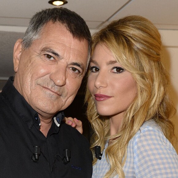 Jean-Marie Bigard et Lola Marois - Enregistrement de l'émission "Vivement Dimanche" à Paris le 6 octobre 2015