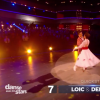 Loïc Nottet et sa partenaire, dans Danse avec les stars 6, le samedi 28 novembre 2015 sur TF1.