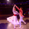 Loïc Nottet et sa partenaire, dans Danse avec les stars 6, le samedi 28 novembre 2015 sur TF1.