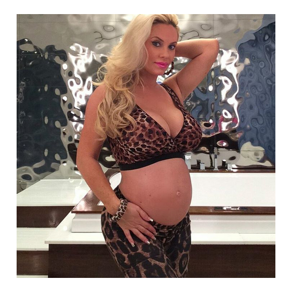 Coco Austin à son neuvième mois de grossesse / photo postée sur Instagram au mois de novembre 2015.