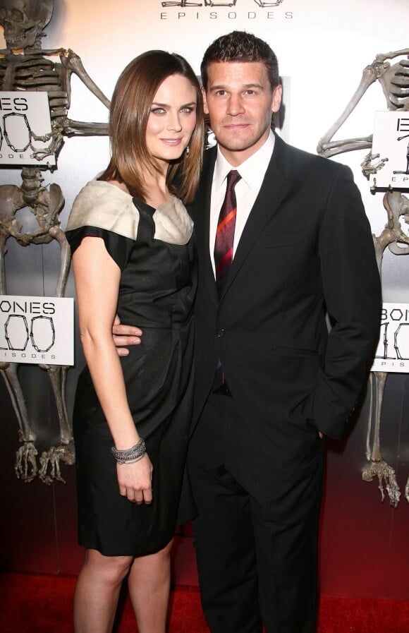 Emily Deschanel et David Boreanaz - Soirée pour célébrer le 100e épisode de Bones. West Hollywood, le 7 avril 2010.
