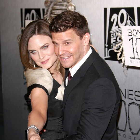 Emily Deschanel et David Boreanaz - Soirée pour célébrer le 100e épisode de Bones. West Hollywood, le 7 avril 2010.