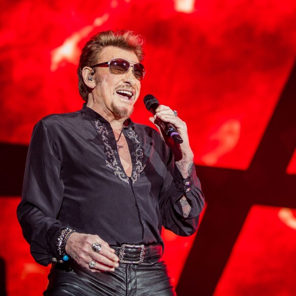 PHOTO EXCLUSIVE - Johnny Hallyday en concert à l'AccorHotels Arena à Paris, le 28 novembre 2015 © Wino/Bestimage.