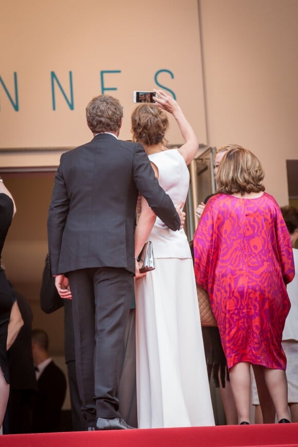 Maud Fontenoy et son compagnon Alban Michon (selfie) - Montée des marches du film "La Glace et le Ciel" pour la cérémonie de clôture du 68 ème Festival du film de Cannes, à Cannes le 24 mai 2015.