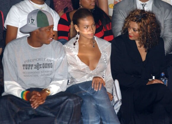 Jay Z, Beyoncé et Tina Knowles à New York en septembre 2003.