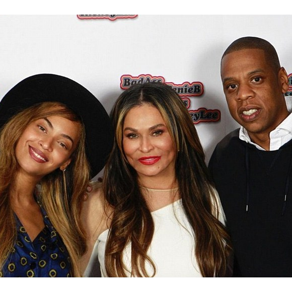 Photo de Tina Knowles, sa fille Beyoncé et son gendre Jay Z publiée le 4 décembre 2015.