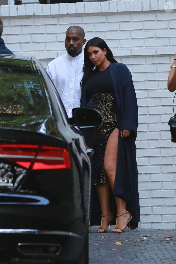 Kim Kardashian enceinte et son mari Kanye West au Chateau Marmont à Hollywood, le 20 octobre 2015.