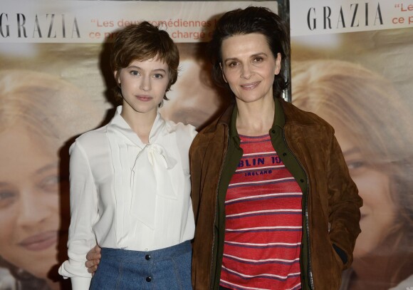 Lou de Laâge et Juliette Binoche - Avant-première du film "L'Attente" au cinéma UGC Ciné Cité des Halles à Paris, le 7 Décembre 2015.