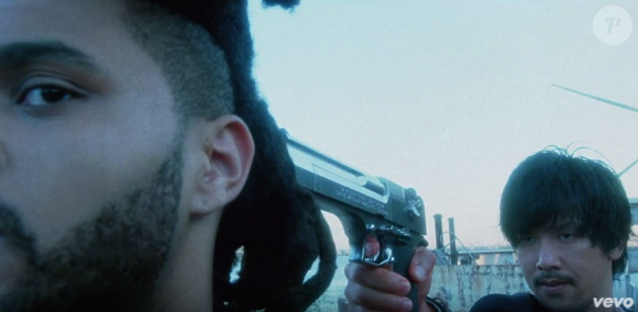 The Weeknd dans le clip de sa nouvelle chanson In The Night : Image extraite de la vidéo postée sur Youtube, le 8 décembre 2015.