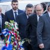 Le prince Albert II de Monaco a rendu hommage aux victimes des attentats de Paris devant le Bataclan le 9 décembre 2015