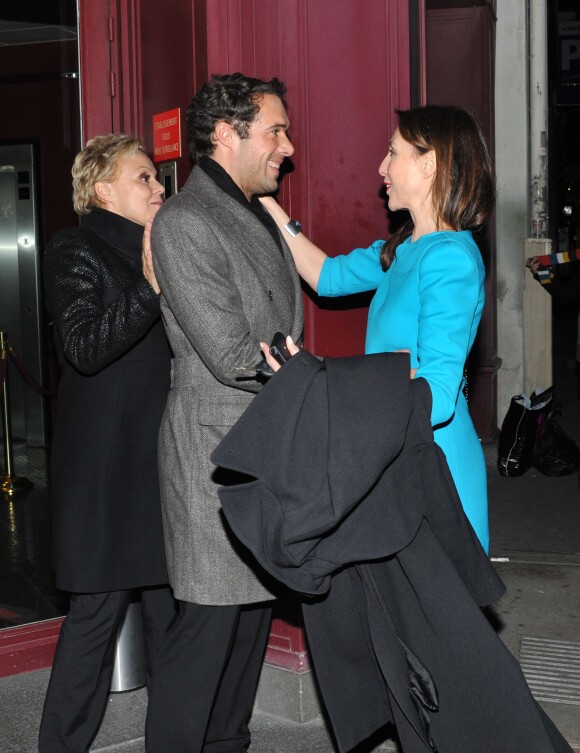 Muriel Robin, Elsa Zylberstein, Nicolas Bedos - Dernier spectacle de Guy Bedos à l'Olympia "La der des der" à Paris. Le 23 décembre 2013