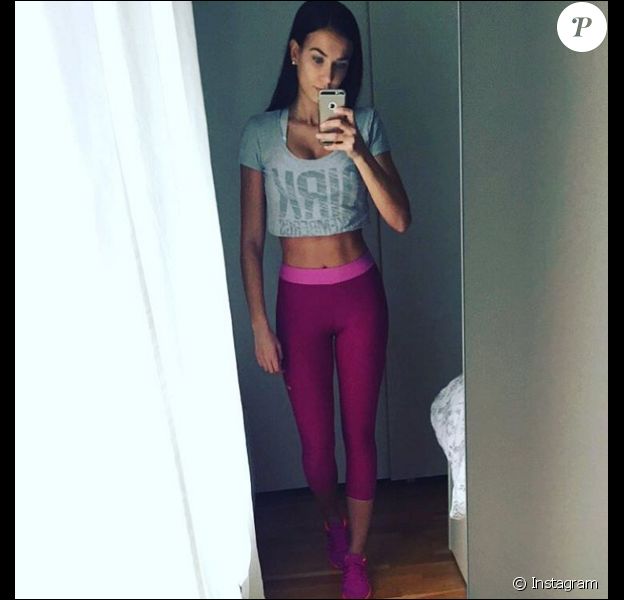 Julie Ricci Anorexique La Bombe Repond Apres Une Photo Inquietante Purepeople Julie Ricci Anorexique La Bombe Repond Apres Une Photo Inquietante Purepeople