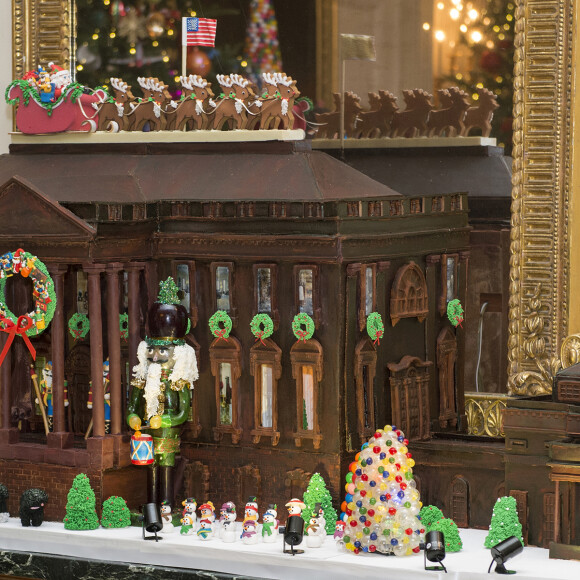 Michelle Obama a invité des enfants de militaires américains pour une fête à la Maison Blanche à Washington, le 2 décembre 2015.