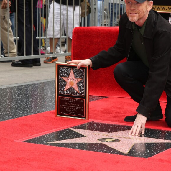 Ron Howard - Ron Howard reçoit son étoile sur le Walk of Fame à Hollywood le 10 décembre 2015.