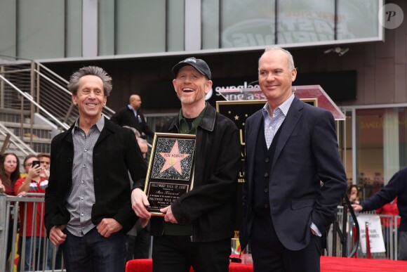 Brian Grazer, Michael Keaton, Ron Howard - Ron Howard reçoit son étoile sur le Walk of Fame à Hollywood le 10 décembre 2015.