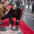 Bryce Dallas Howard et son père - Ron Howard reçoit son étoile sur le Walk of Fame à Hollywood le 10 décembre 2015.