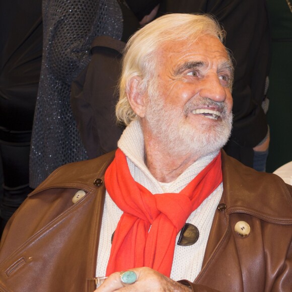 Exclusif - Jean-Paul Belmondo et son fils Paul Belmondo lors de l'avant-première mondiale du documentaire Belmondo par Belmondo au Grimaldi Forum à Monaco, le 11 décembre 2015. © Bruno Bébert