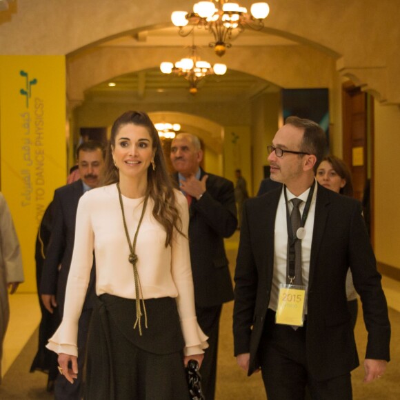 La reine Rania de Jordanie lors du Forum Teacher Skills le 6 décembre 2015.
