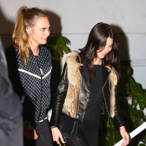 Kendall Jenner, Cara Delevingne - Personnalités allant au concert de The Weeknd à Los Angeles, le 9 décembre 2015.