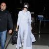 Kendall Jenner s'envole pour l'Autralie à l'aéroport LAX de Los Angeles le 16 novembre 2015.