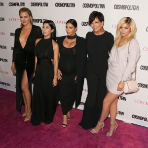 Khloe Kardashian, Kourtney Kardashian, Kim Kardashian enceinte, Kris Jenner, Kylie Jenner à la soirée du 50ème anniversaire de la revue féminine ‘Cosmopolitan' à West Hollywood, le 12 octobre 2015