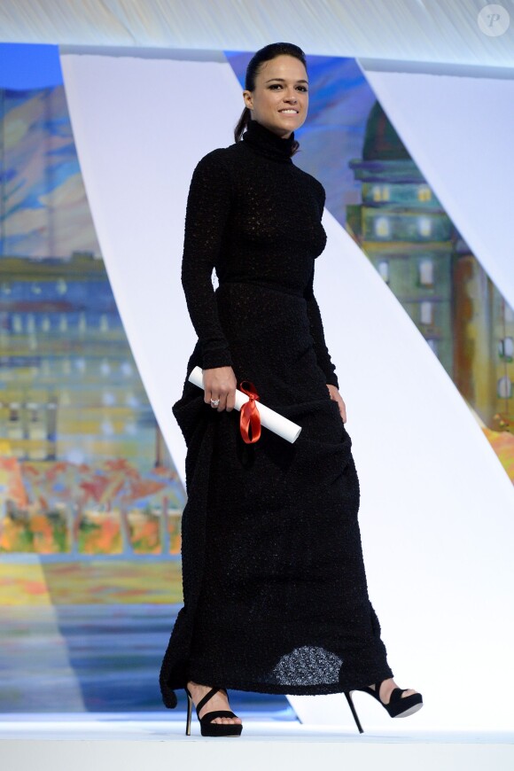 Michelle Rodriguez habillée d'une robe Vionnet - Cérémonie de clôture du 68ème Festival International du film de Cannes, le 24 mai 2015.