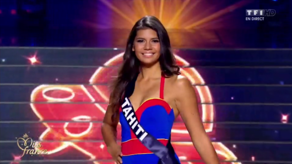 Miss Tahiti - Les 31 Miss défilent en Super Woman, lors de l'élection Miss France 2016 le samedi 19 décembre 2015 sur TF1