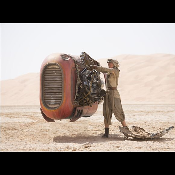Daisy Ridley dans Star Wars - Le Réveil de la Force.