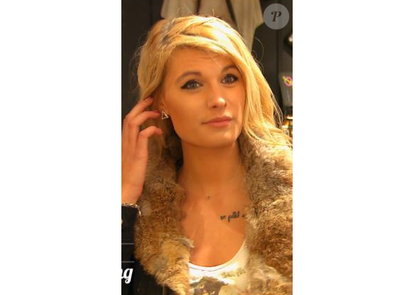 Ludivine dans Les Reines du shopping en aout 2014