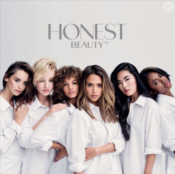 Jessica Alba représente Honest Beauty, sa propre marque lancée en septembre 2015