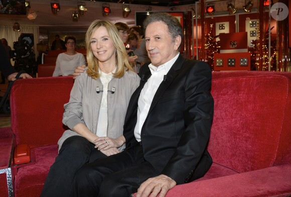 Léa Drucker et son oncle Michel Drucker - Enregistrement de l'émission "Vivement Dimanche" à Paris le 21 Décembre 2015 et qui sera diffusée le 27 Décembre 2015.