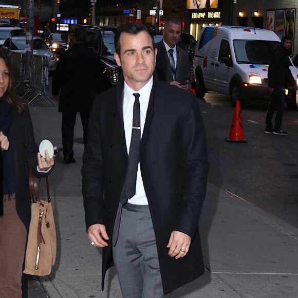 145191 - Justin Theroux arrive à l'émission Late Show avec Stephen Colbert à New York, le 18 novembre 2015 © CPA/Bestimage