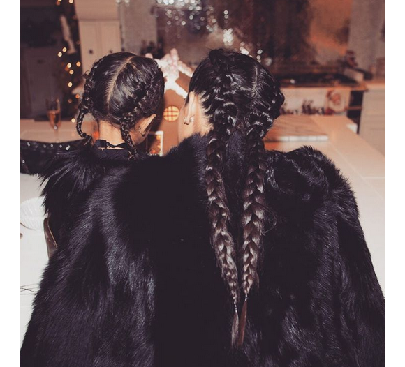 Kim Kardashian et sa fille North West à la soirée de Noël organisée par Kris Jenner / photo postée sur le compte Instagram de Kim Kardashian, le 28 décembre 2015.