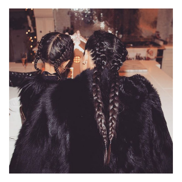 Kim Kardashian et sa fille North West à la soirée de Noël organisée par Kris Jenner / photo postée sur le compte Instagram de Kim Kardashian, le 28 décembre 2015.