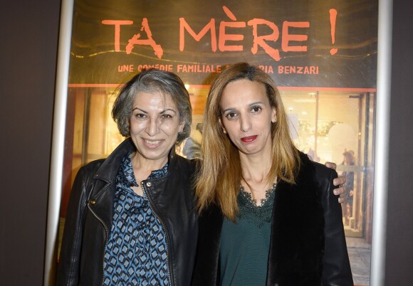 Akéla Sari et Touria Benzari - Avant première du film "Ta mère" au Cinéma des Cinéastes à Paris le 29 décembre 2015