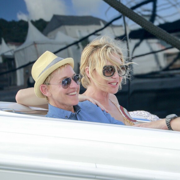 Exclusif - Ellen DeGeneres et sa femme Portia de Rossi passent des vacances romantiques à Saint-Barthélemy, le 25 décembre 2015.